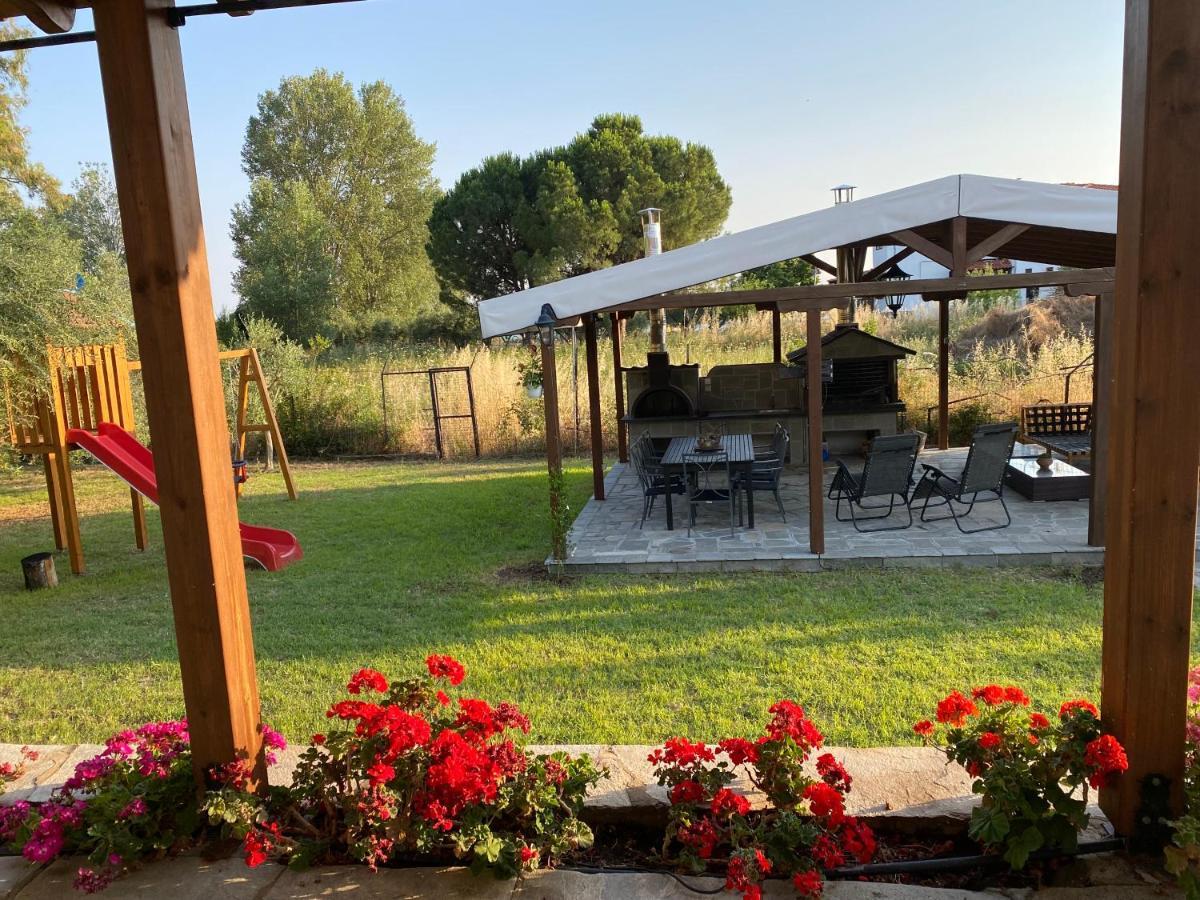 White Sand Villa Koviou Beach Nikiti Sithonia Екстер'єр фото