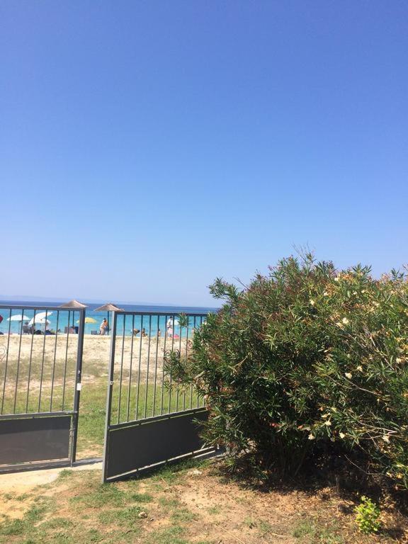 White Sand Villa Koviou Beach Nikiti Sithonia Екстер'єр фото